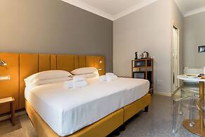 Velia Relais