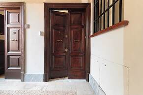 Velia Relais