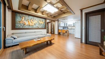 Jigeum Yeosu Ocean View Pension