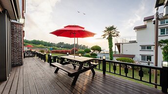 Jigeum Yeosu Ocean View Pension