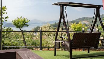 Jigeum Yeosu Ocean View Pension