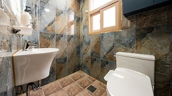 Jigeum Yeosu Ocean View Pension