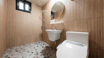 Jigeum Yeosu Ocean View Pension