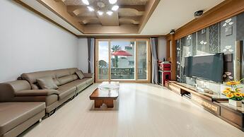 Jigeum Yeosu Ocean View Pension