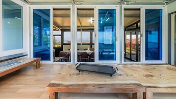 Jigeum Yeosu Ocean View Pension
