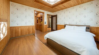 Jigeum Yeosu Ocean View Pension