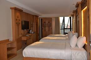 Neom Pyramids Valley Boutique hotel