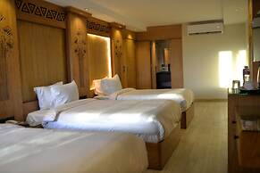Neom Pyramids Valley Boutique hotel