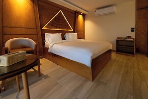 Neom Pyramids Valley Boutique hotel