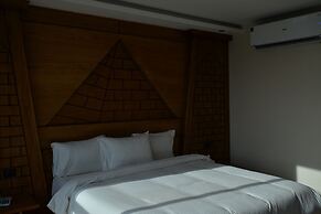 Neom Pyramids Valley Boutique hotel