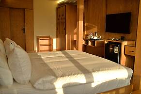 Neom Pyramids Valley Boutique hotel
