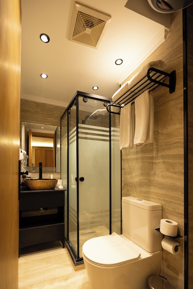 Neom Pyramids Valley Boutique hotel