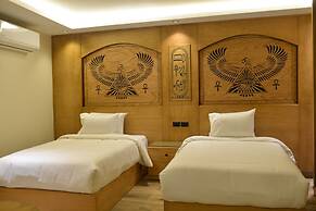 Neom Pyramids Valley Boutique hotel