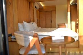Neom Pyramids Valley Boutique hotel