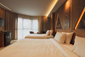 Neom Pyramids Valley Boutique hotel