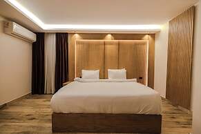 Neom Pyramids Valley Boutique hotel