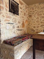 Electra Stone Suite