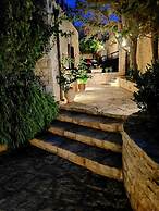 Electra Stone Suite