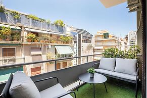 Acropolis Residence by A&A Residences