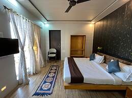 Astoria Lagoon Resort