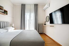 Helios Apartment by A&A Residences