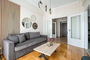 Helios Apartment by A&A Residences