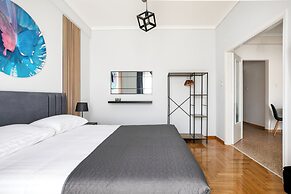 Helios Apartment by A&A Residences