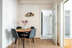 Helios Apartment by A&A Residences