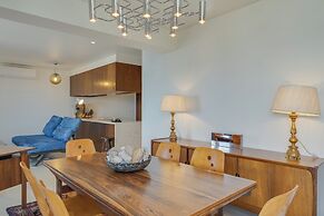 Carlos Apartment