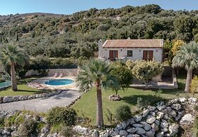 Villa Top Hill in Agia Triada