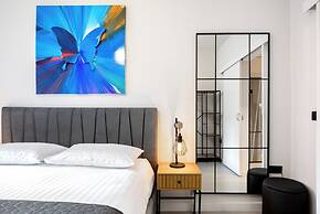 Plaka Clio Apartment by A&A Residences