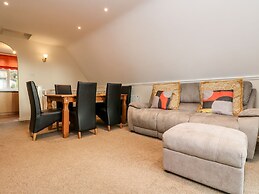Valley Lodge 31