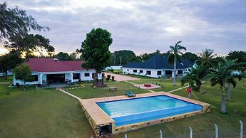 MWAMBANI BEACH VILLAS