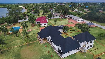 MWAMBANI BEACH VILLAS