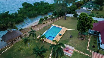 MWAMBANI BEACH VILLAS