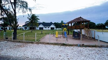 MWAMBANI BEACH VILLAS