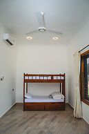 MWAMBANI BEACH VILLAS