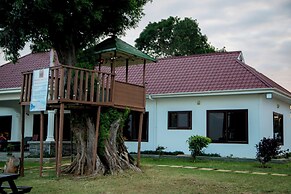 MWAMBANI BEACH VILLAS