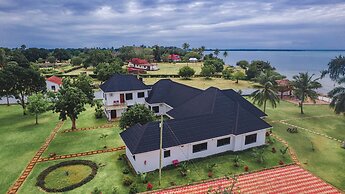 MWAMBANI BEACH VILLAS