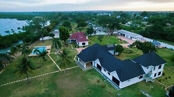 MWAMBANI BEACH VILLAS