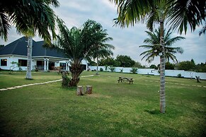 MWAMBANI BEACH VILLAS