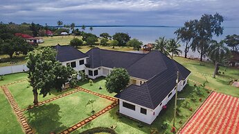 MWAMBANI BEACH VILLAS