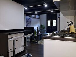 MOKA HOUSE