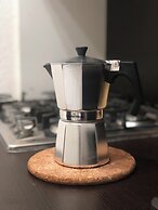 MOKA HOUSE