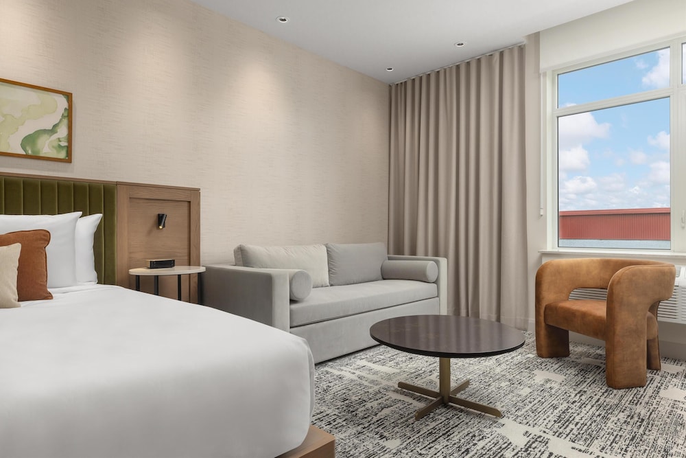 Hotel Railwayparc Montreal, Tapestry Collection By Hilton