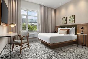 Hotel Railwayparc Montreal, Tapestry Collection By Hilton
