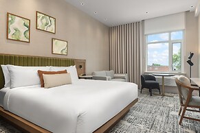 Hotel Railwayparc Montreal, Tapestry Collection By Hilton