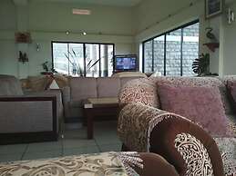 Capital Hill Lodge