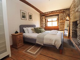 Sunnybrook Cottage