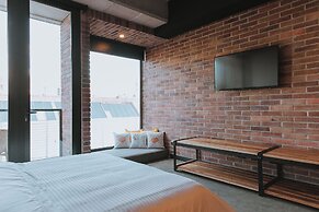 3450 Living